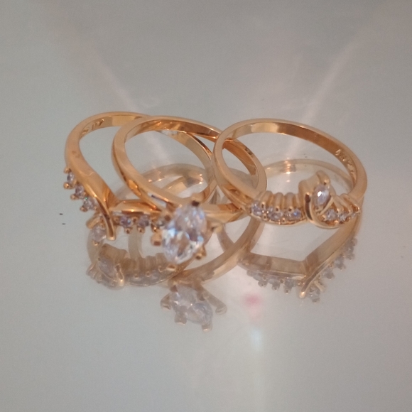 Avon | Jewelry | Vintage Ring Set | Poshmark